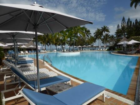 piscine meridien noumea voyage sejour vacances caledonie